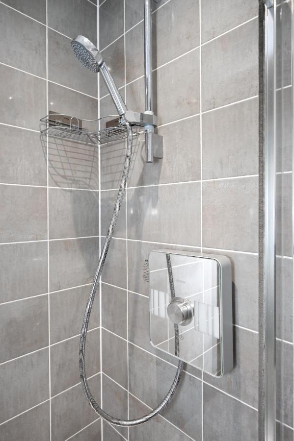 Luxury 2Bedroom - 2Bath - Prime Location - Patio Harrow on the Hill 外观 照片