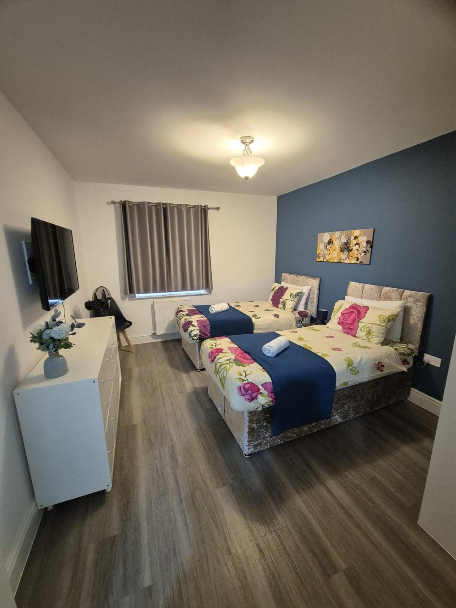 Luxury 2Bedroom - 2Bath - Prime Location - Patio Harrow on the Hill 外观 照片